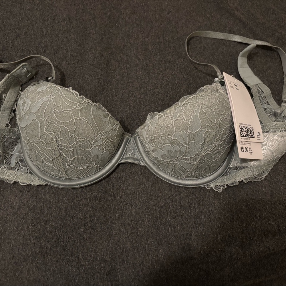 balconette bra